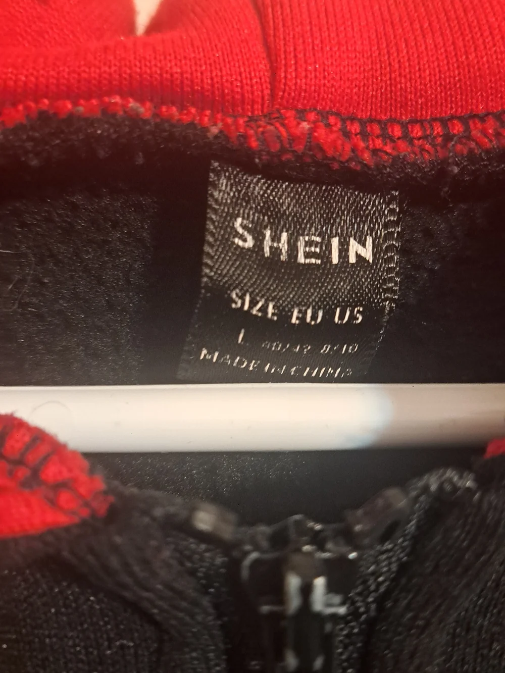 SHEIN black zip